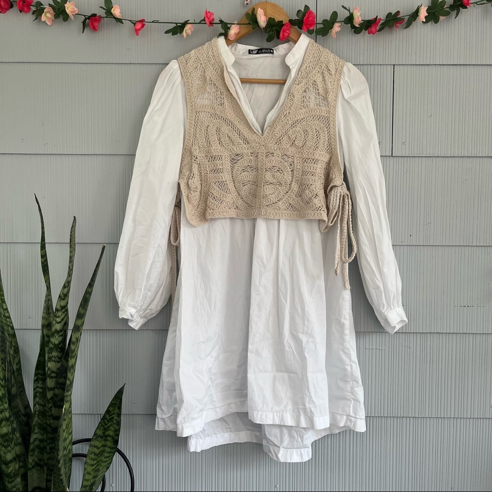 Zara White Poplin Dress Slot Collar attached Crochet Waistcoat Vest size Small